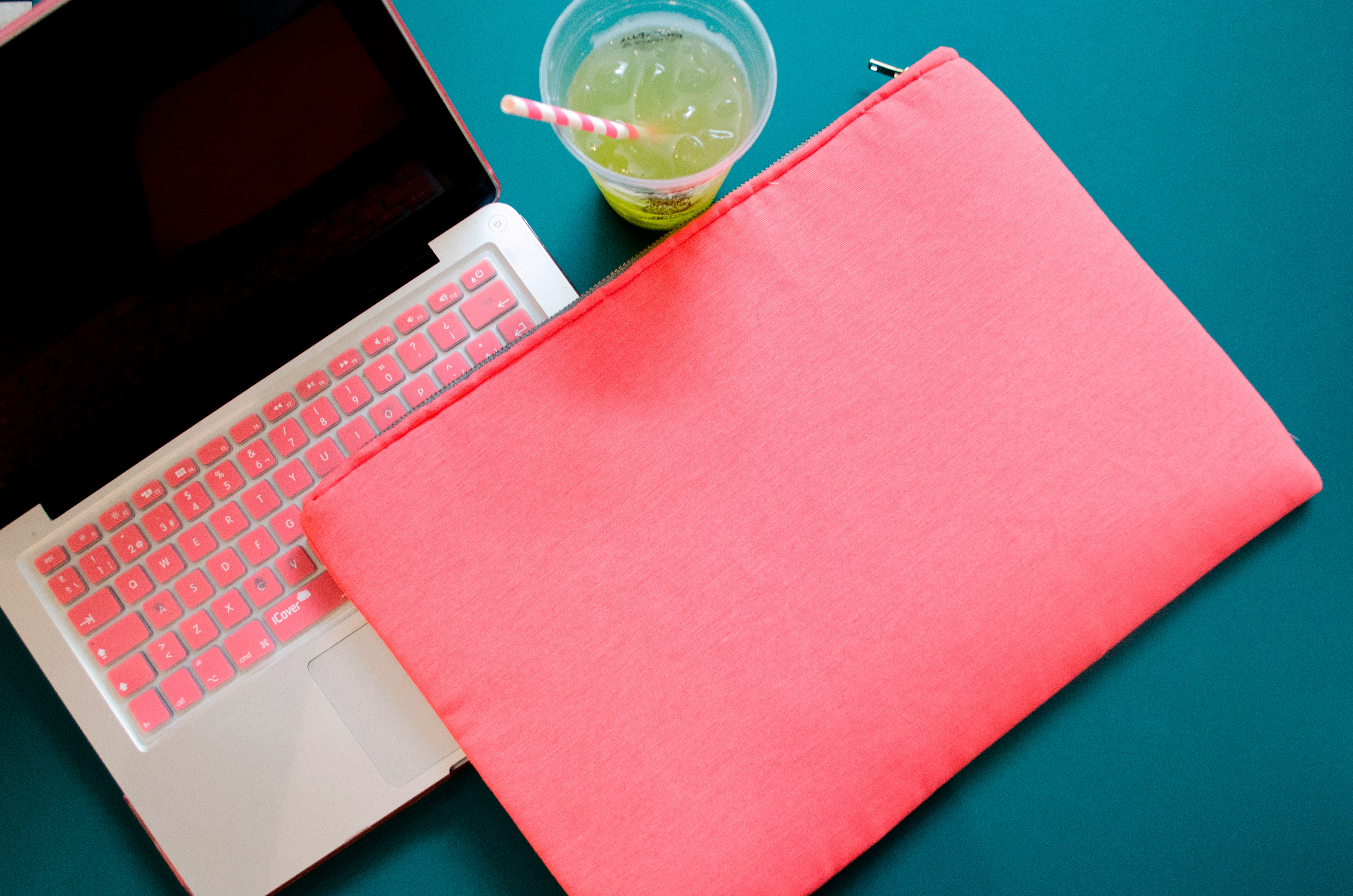 Learn to sew. Choose your project. Featured project: Boho Bag, Quilted Lap Top/ipad Case Day 2